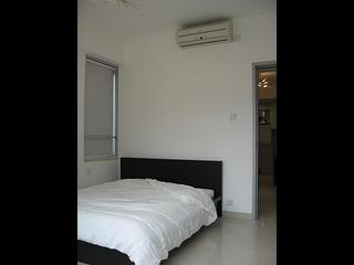 Wan Chai - Hip Sang Building 08