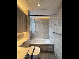 Wong Chuk Hang - The Southside Phase 4A La Montagne I Tower 2A 06