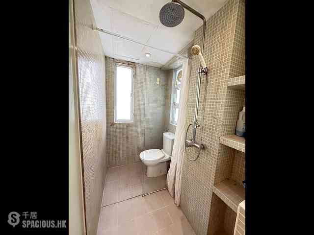Central - 75, Hollywood Road 06