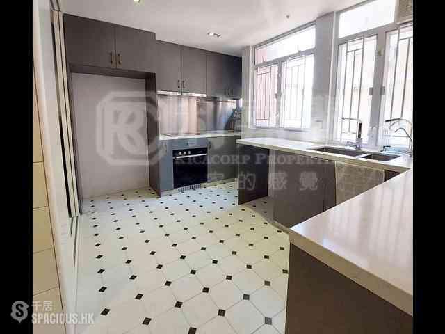 Braemar Hill - Arden Court 06