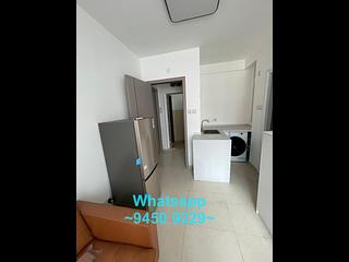 Sheung Wan - Man King Building 03