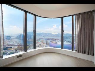 Kai Tak - The Henley 03