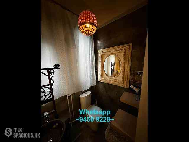 Sai Ying Pun - 147-149, Des Voeux Road West 09