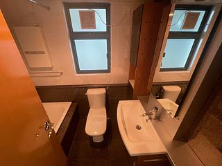 Mid Levels West - 80 Robinson Road 07