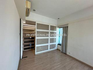 Mid Levels West - 80 Robinson Road 12