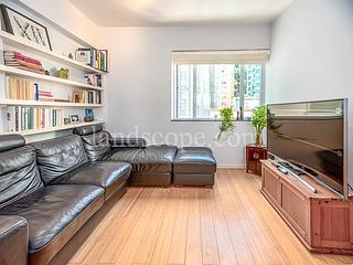 Stubbs Road - Miramar Villa 03