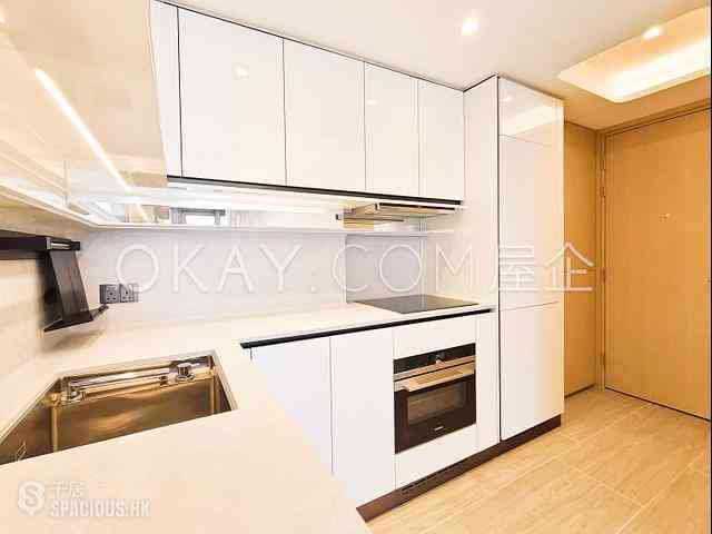Mid Levels Central - Townplace Soho 01