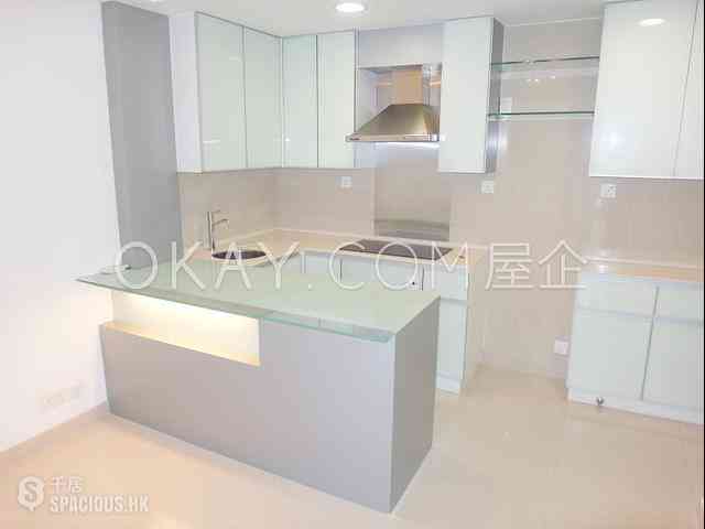 Wan Chai - Hip Sang Building 05