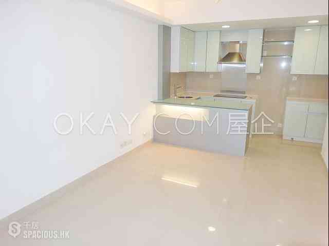 Wan Chai - Hip Sang Building 07