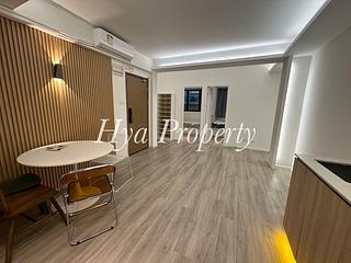 Causeway Bay - 24, Yiu Wa Street 03