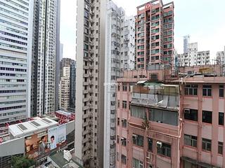 Wan Chai - The Avenue Phase 2 08