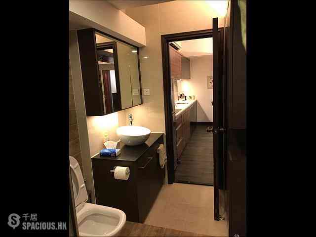 Sheung Wan - 124-126, Wing Lok Street 07