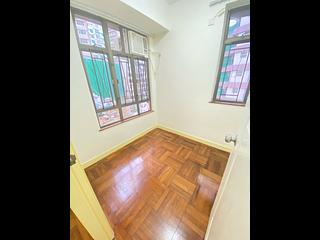Mid Levels Central - Good View Court 02