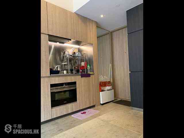 Sai Ying Pun - Bohemian House 01