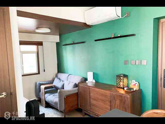 Sai Ying Pun - Fung Yat Building 02