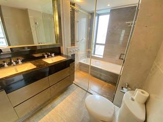 Sai Ying Pun - The Summa Block 1 08
