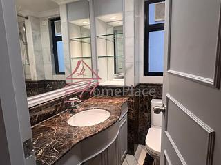 Mid Levels Central - 62B, Robinson Road 06