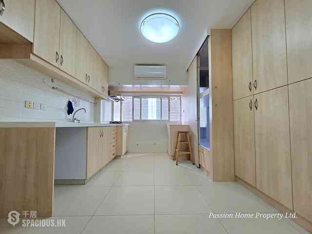 Quarry Bay - Westlands Gardens 02