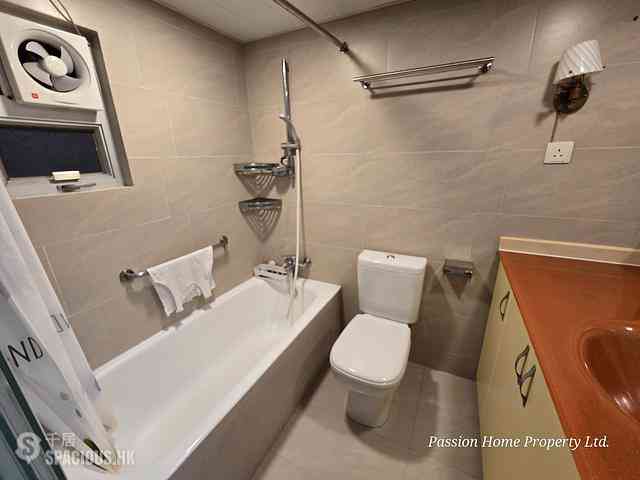 Quarry Bay - Westlands Gardens 04