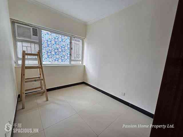 Quarry Bay - Westlands Gardens 07