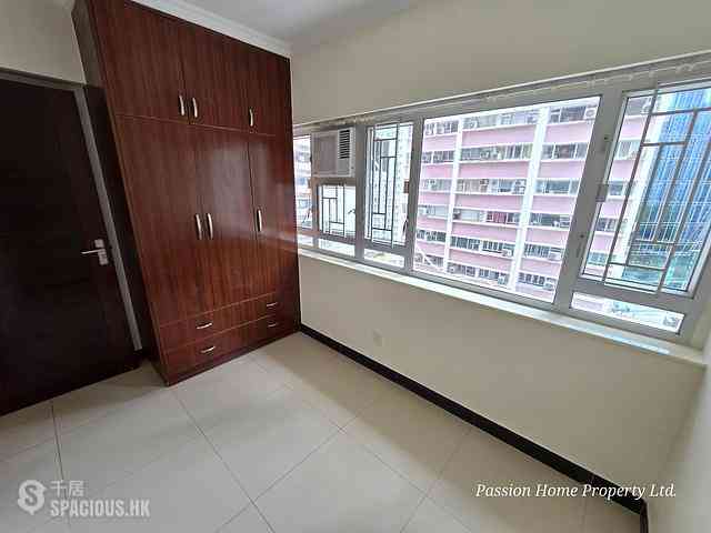 Quarry Bay - Westlands Gardens 08