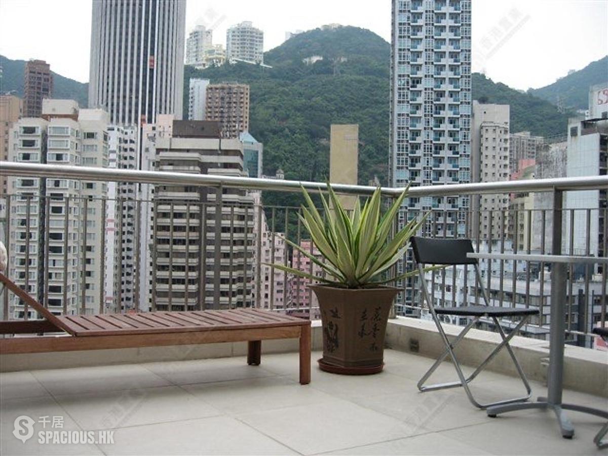 Wan Chai - Hip Sang Building 01