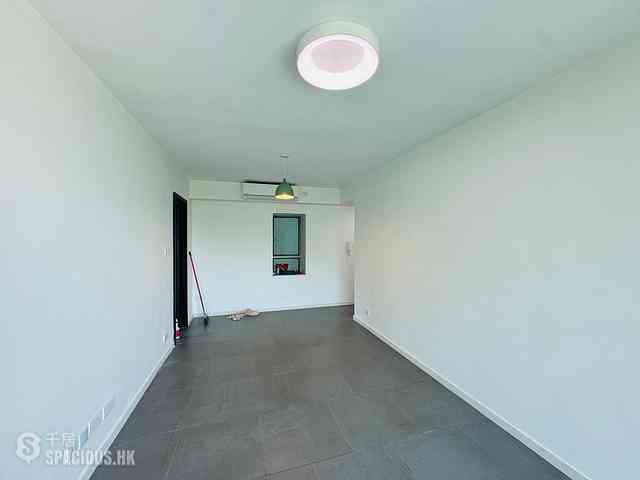 Tung Chung - Caribbean Coast Phase 2 Albany Cove Tower 6 05
