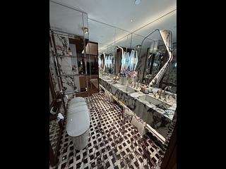 Wong Chuk Hang - The Southside Phase 5B Deep Water Pavilia II 08