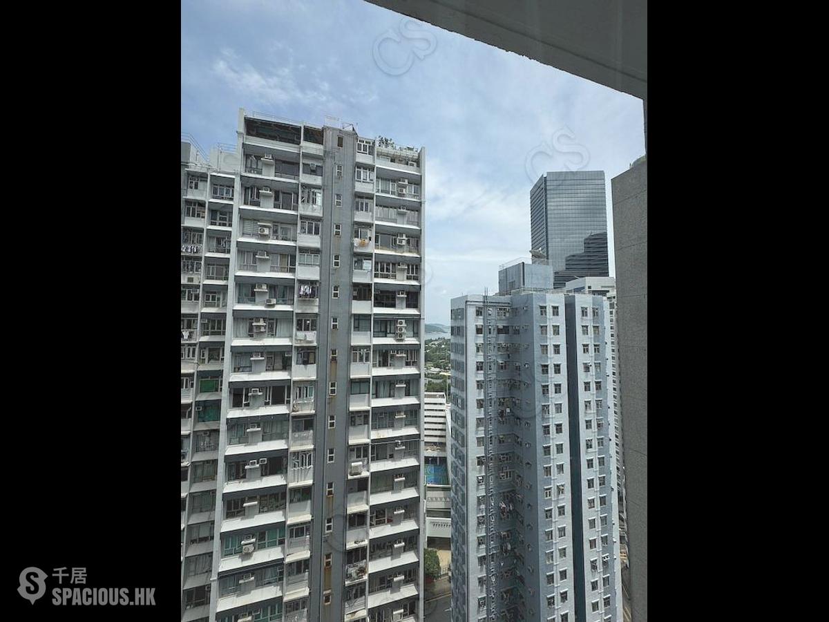 Quarry Bay - King's View Court Block A 01