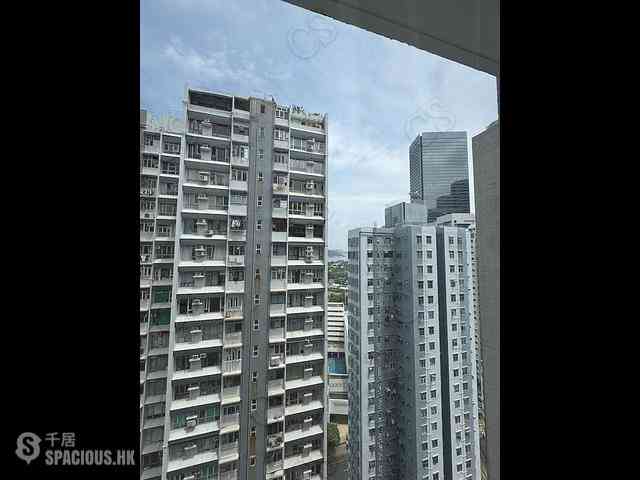 Quarry Bay - King's View Court Block A 01