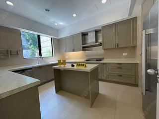 Shouson Hill - Las Pinadas 10