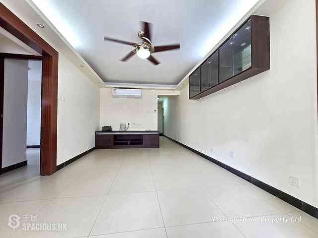 Quarry Bay - Westlands Gardens 02