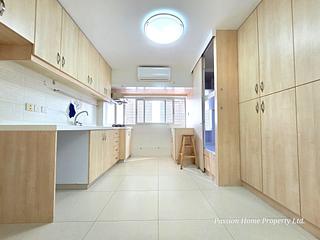 Quarry Bay - Westlands Gardens 03