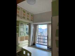 Fortress Hill - Le Sommet Block 1 03