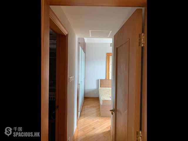 Fortress Hill - Le Sommet Block 1 11