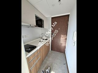 佐敦 - AVA 62 04
