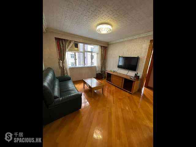 North Point - Bedford Gardens Pak Cheung Court (Block H) 02