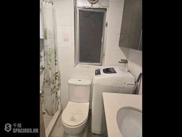 Quarry Bay - Nan Fung Sun Chuen Block 3 02