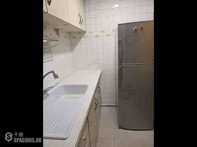 Quarry Bay - Nan Fung Sun Chuen Block 3 03