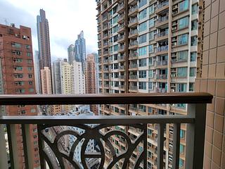 Kennedy Town - The Merton 06
