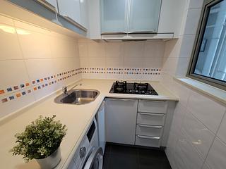 Kennedy Town - The Merton 10