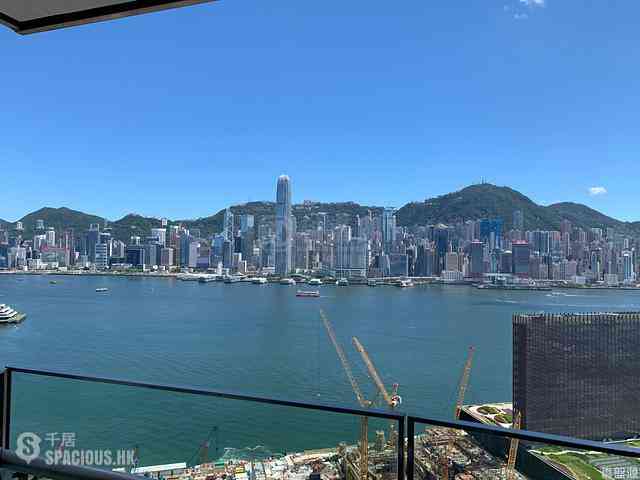 West Kowloon - The Harbourside Block 3 01