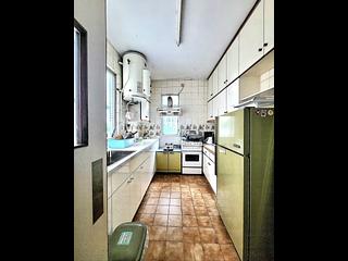 Mid Levels Central - Hollywood Heights 16