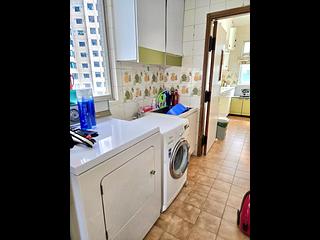 Mid Levels Central - Hollywood Heights 17