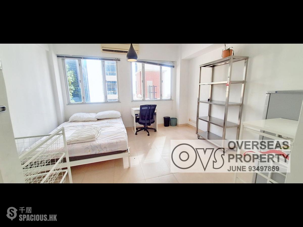 Wan Chai - 35, Ship Street 01