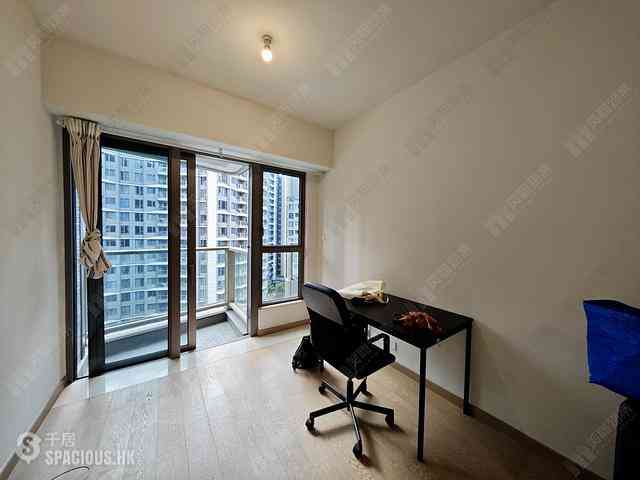 Pak Shek Kok - Solaria Tower 9 02