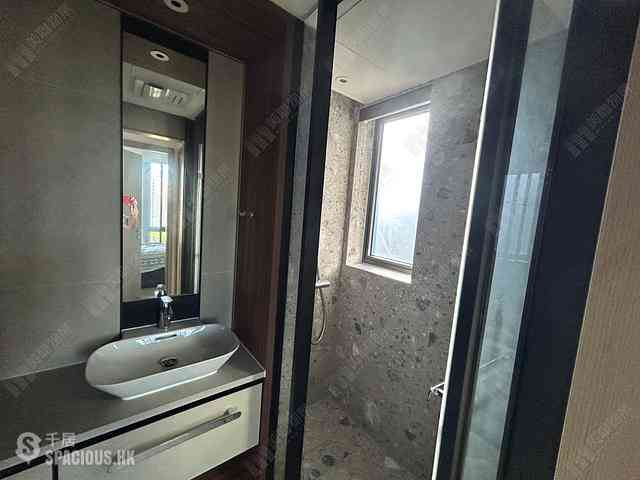 Tai Po - University Hill Phase 2A Marina Tower 5B 06