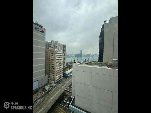 North Point - Yik Hon Building 03