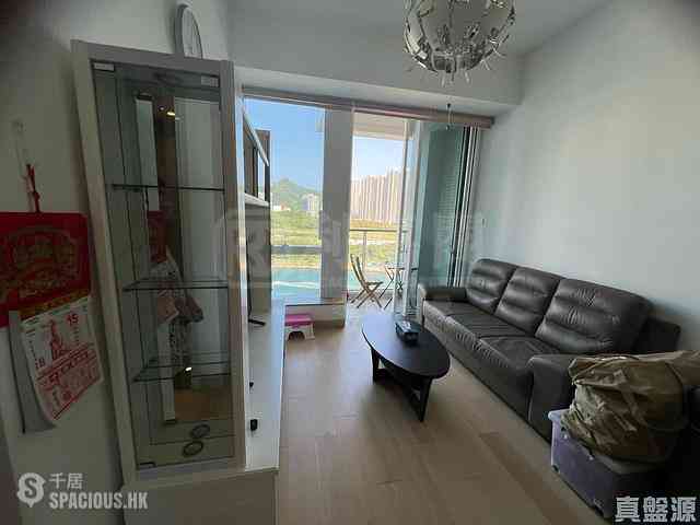 Tseung Kwan O - Monterey Block 5 01