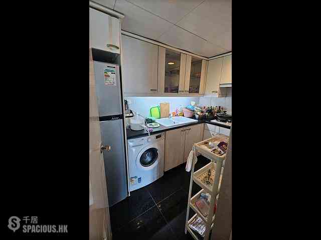Tai Kok Tsui - Island Harbourview Block 6 08